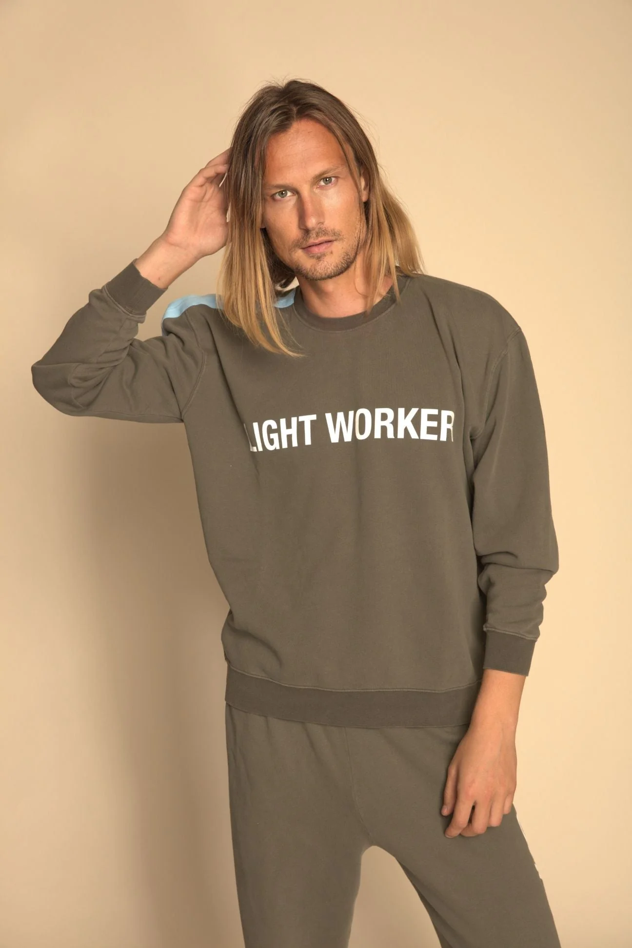 Lightworker Crewneck in Caladan