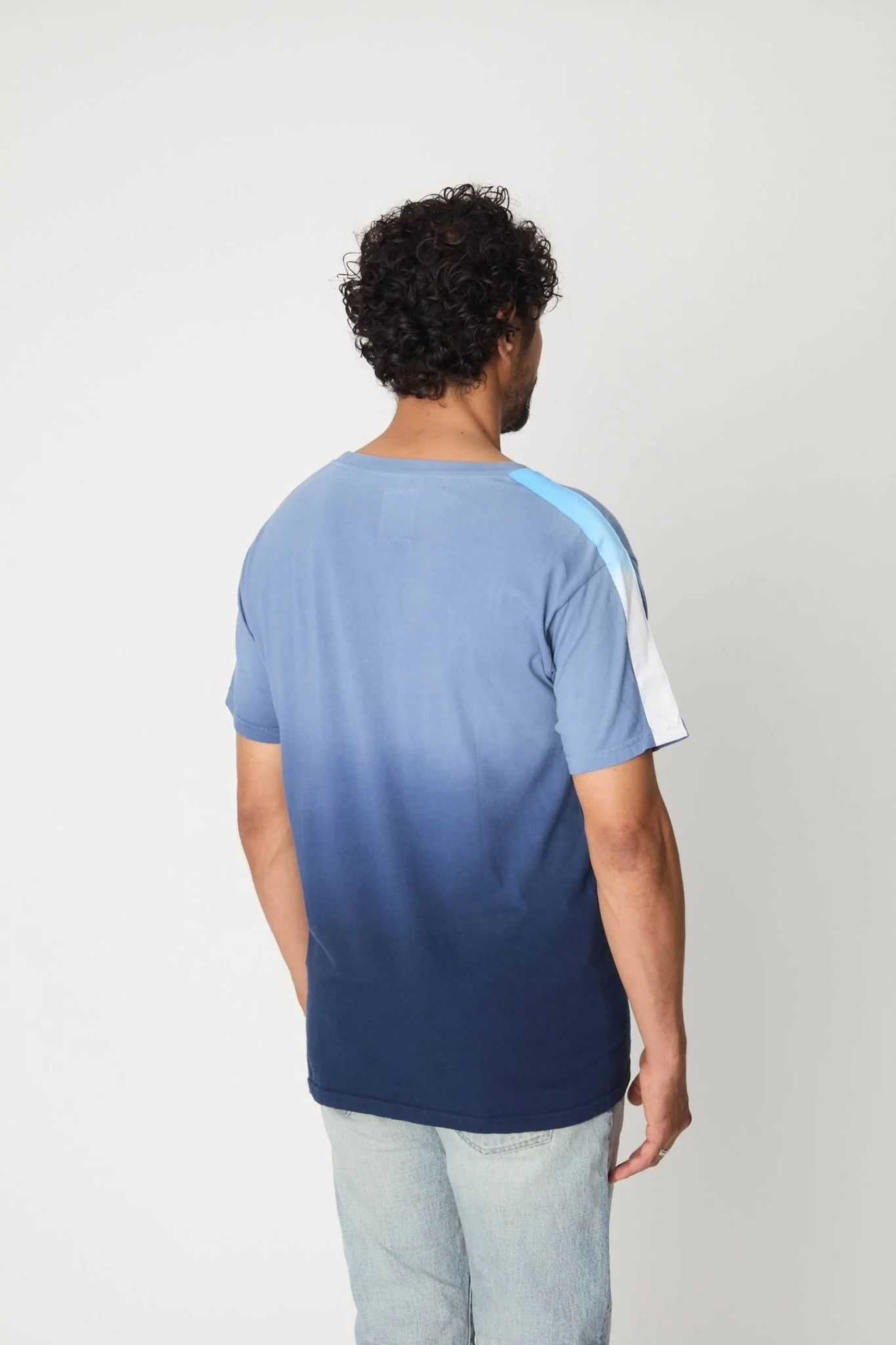Lightworker T-Shirt in Storm - Image 3