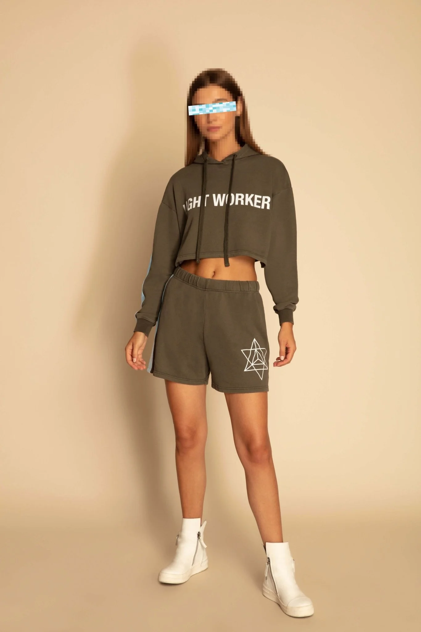 Women's Lightworker Cropped Hoodie in Caladan - Image 5