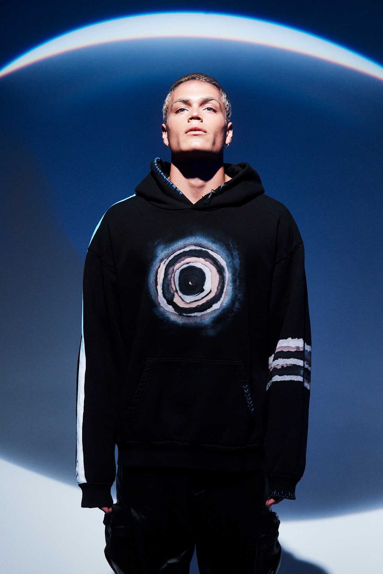 PORTAL HOODIE - Image 2
